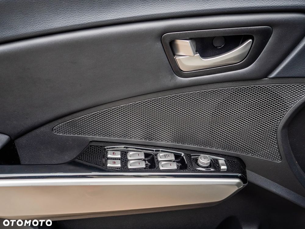 SsangYong/KGM Tivoli - 25