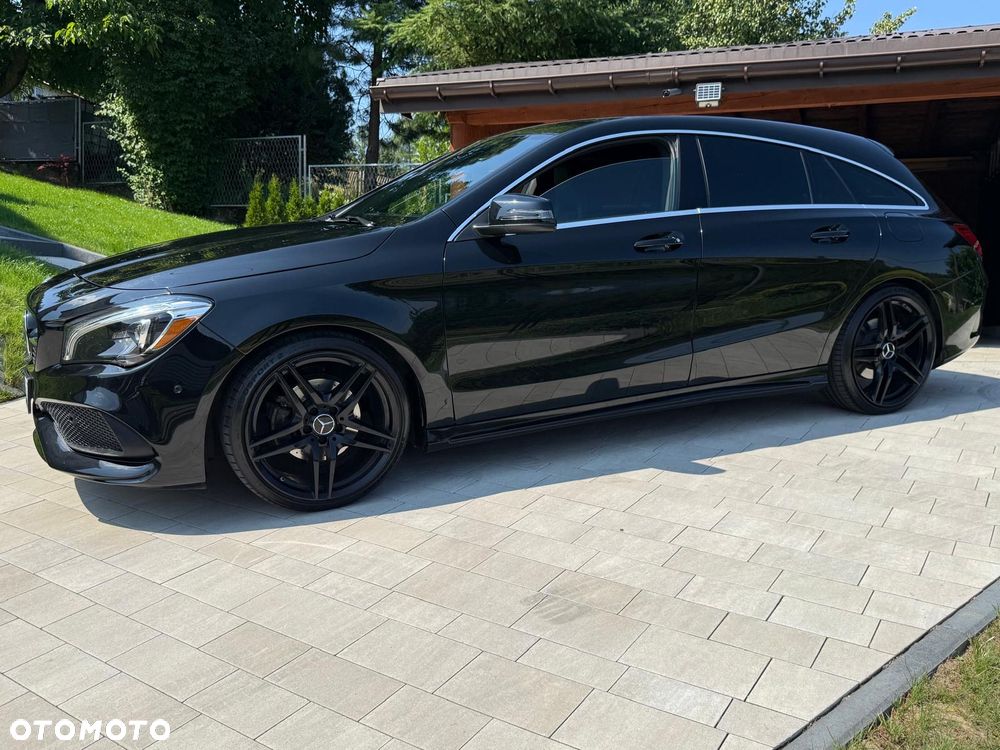 Mercedes-Benz CLA 180 7G-DCT AMG Line - 2