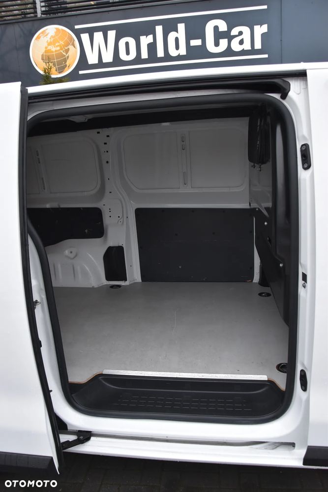 Opel Vivaro Extra Long - 19