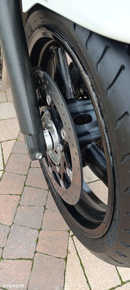 Suzuki Bandit - 19