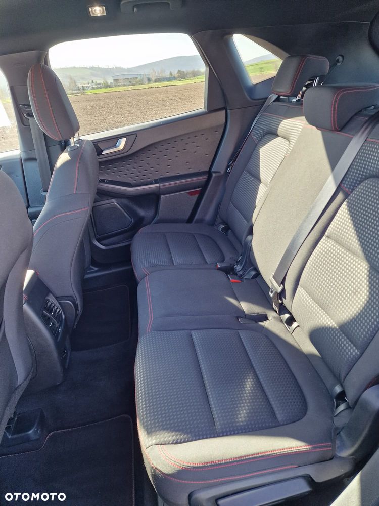 Ford Kuga 1.5 EcoBlue ST-LINE - 9