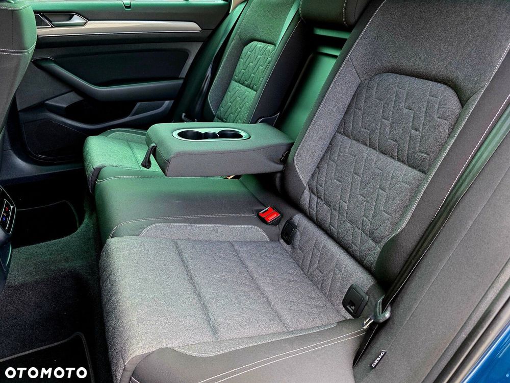 Volkswagen Passat Variant 2.0 TDI Business DSG - 27