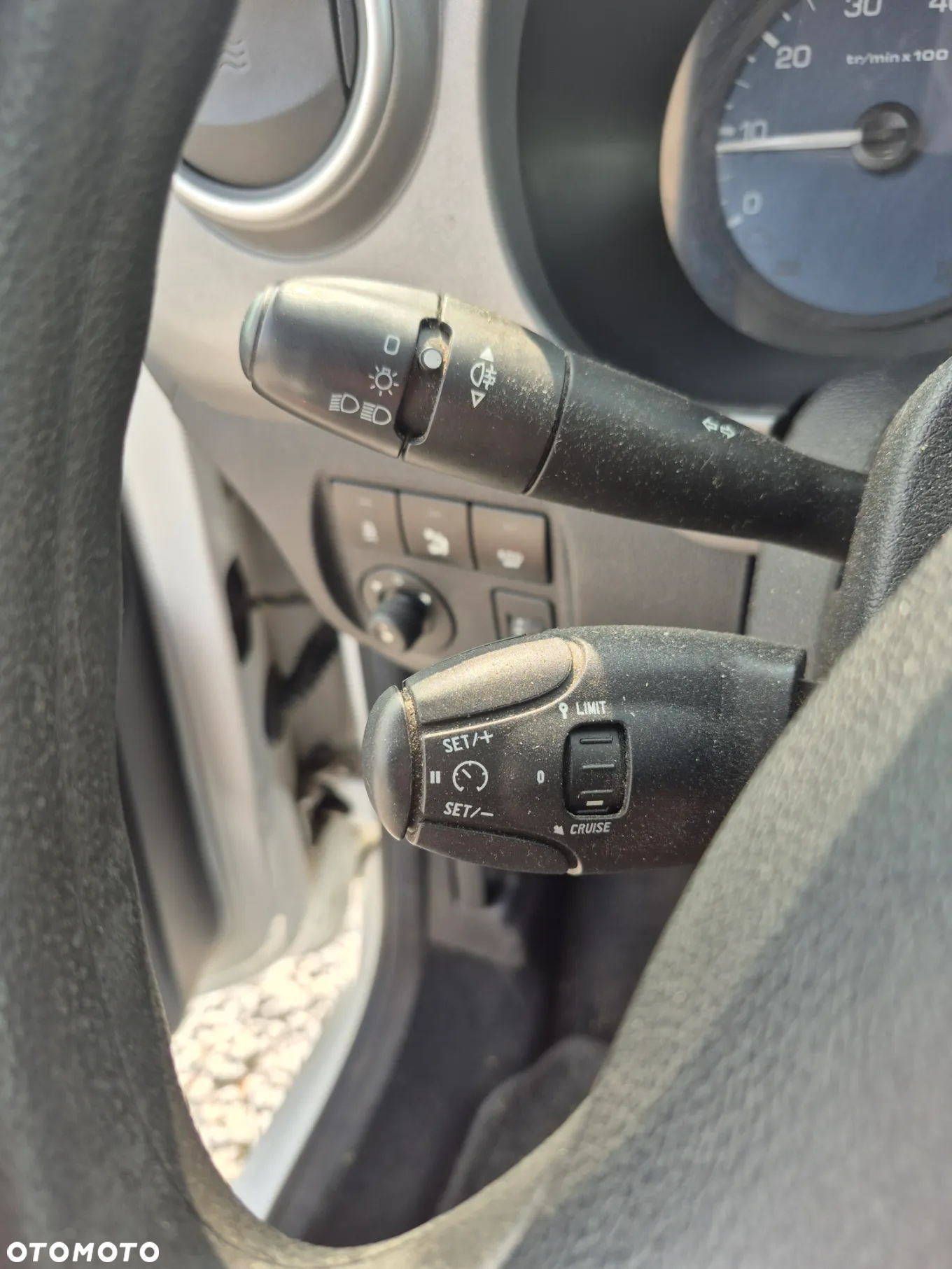 Peugeot Partner 1.6 BlueHDi Outdoor S&S - 21