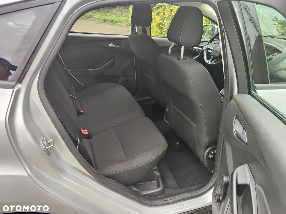 Ford Focus 1.0 EcoBoost Trend Sport - 9