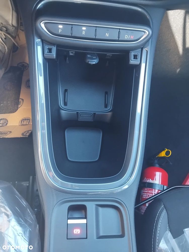 Fiat 600 1.2 Turbo Sport eDCT - 22