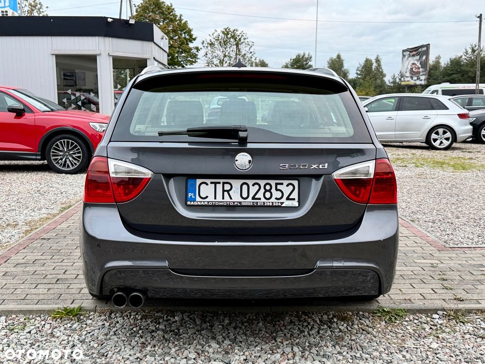 BMW Seria 3 330xd DPF Touring - 5