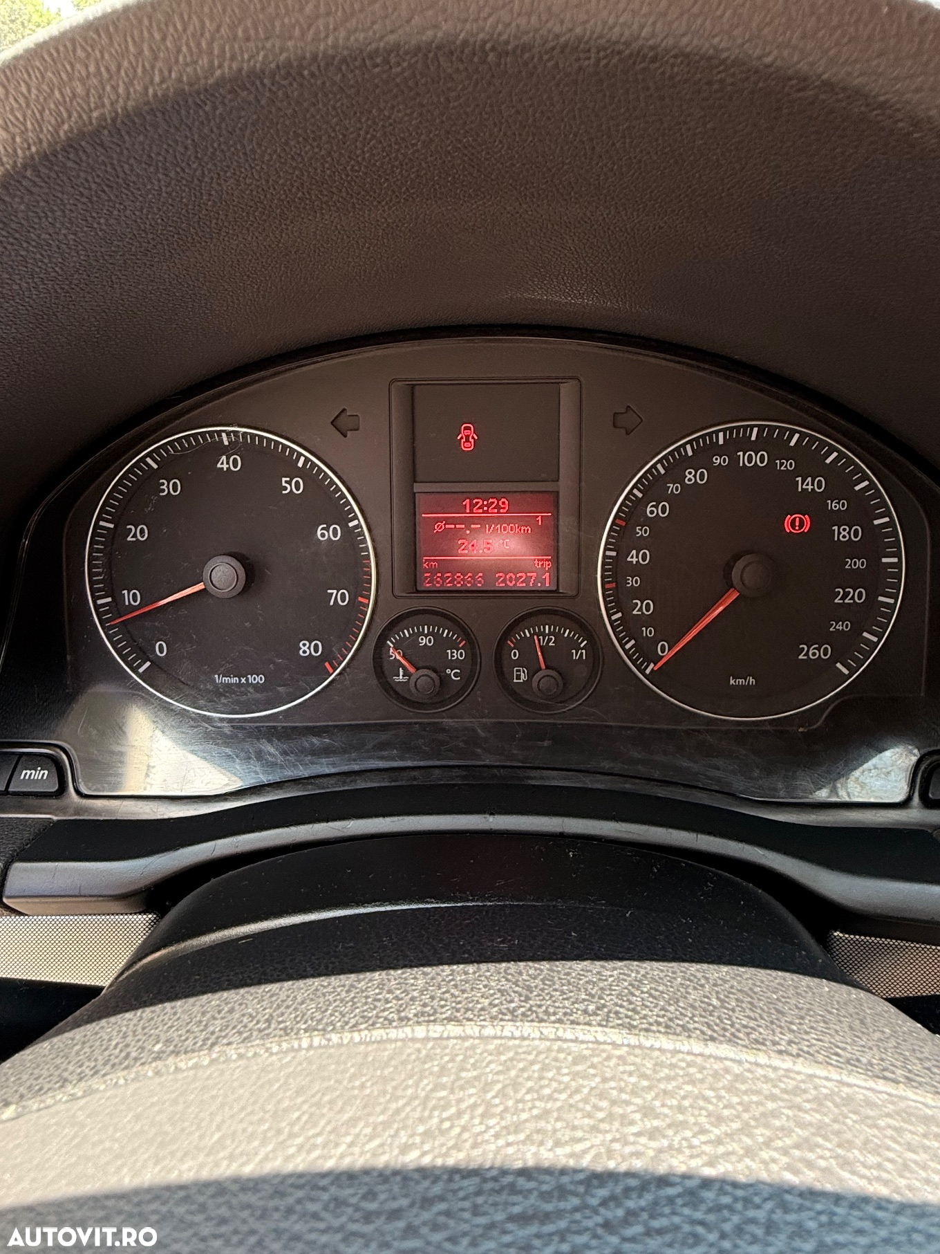 Volkswagen Golf 1.6 Comfortline - 3