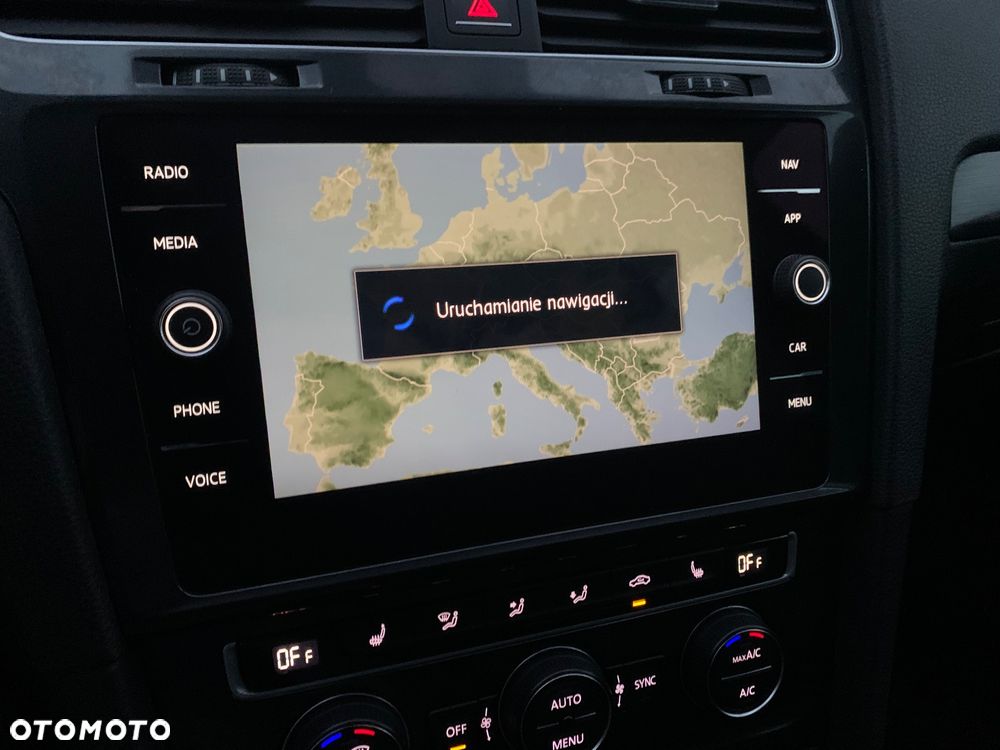 Volkswagen Golf 1.4 TSI BMT Highline - 21