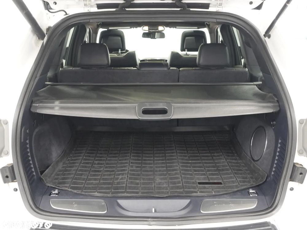 Jeep Grand Cherokee 5.7 V8 HEMI 4WD Automatik Overland - 22