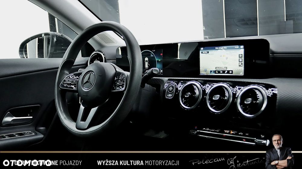 Mercedes-Benz CLA 200 d 8G-DCT - 18
