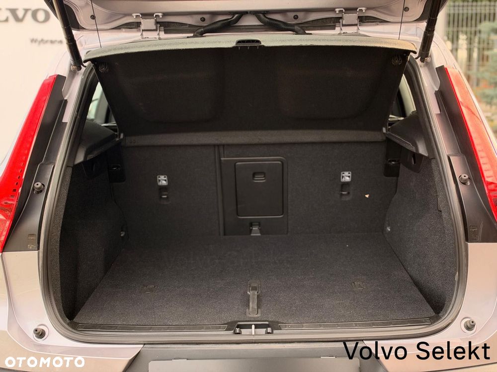 Volvo XC 40 - 33
