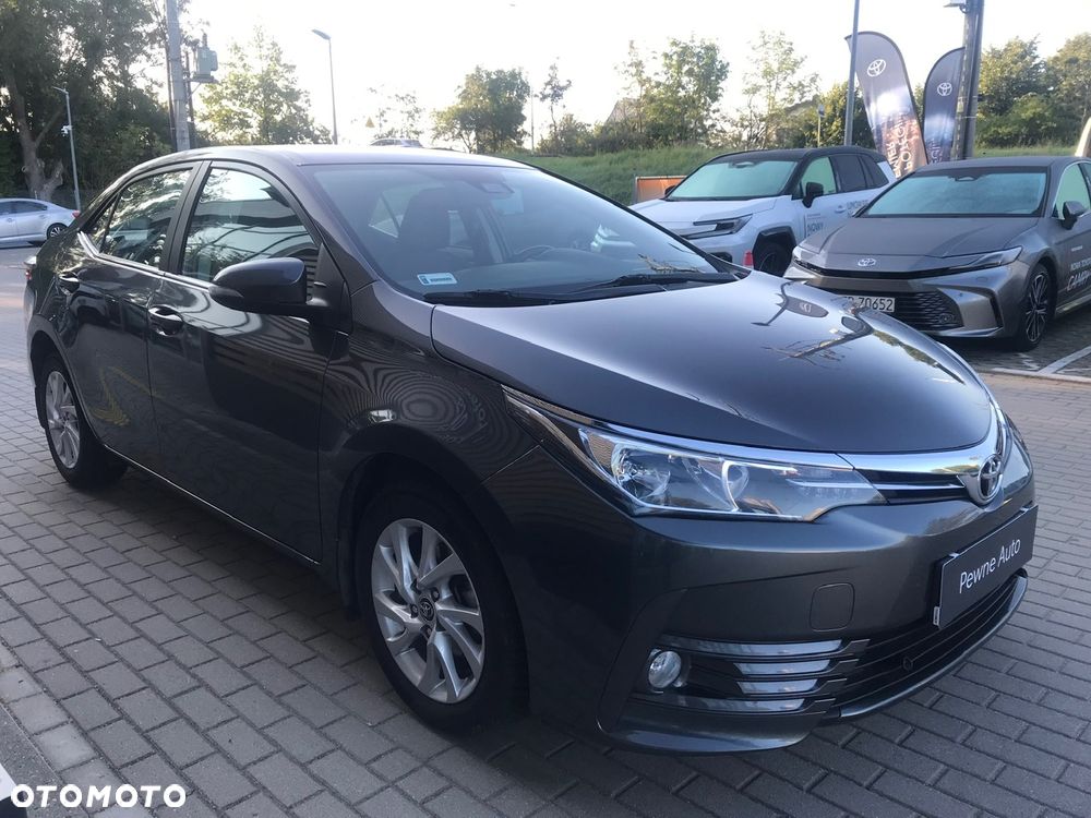 Toyota Corolla 1.6 Comfort - 11