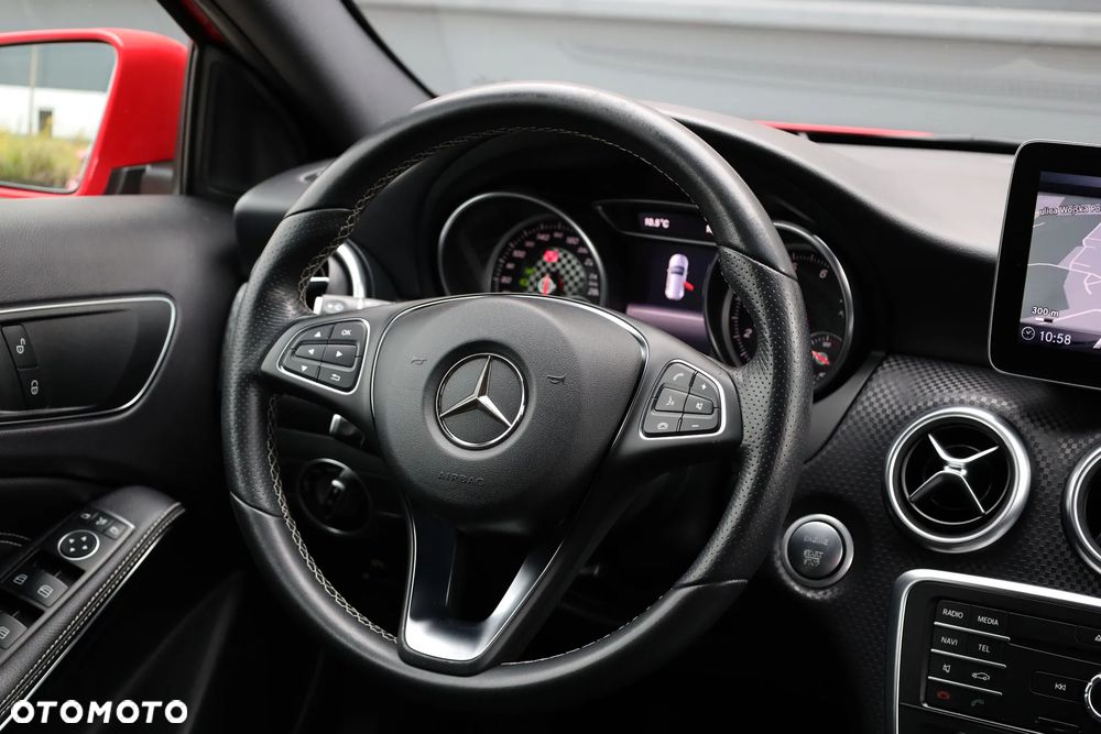 Mercedes-Benz Klasa A 180 Urban - 18