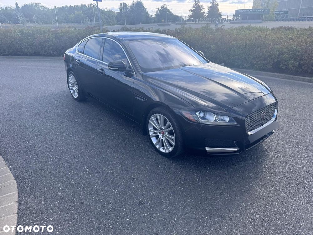Jaguar XF 2.0 i4D AWD Prestige - 13
