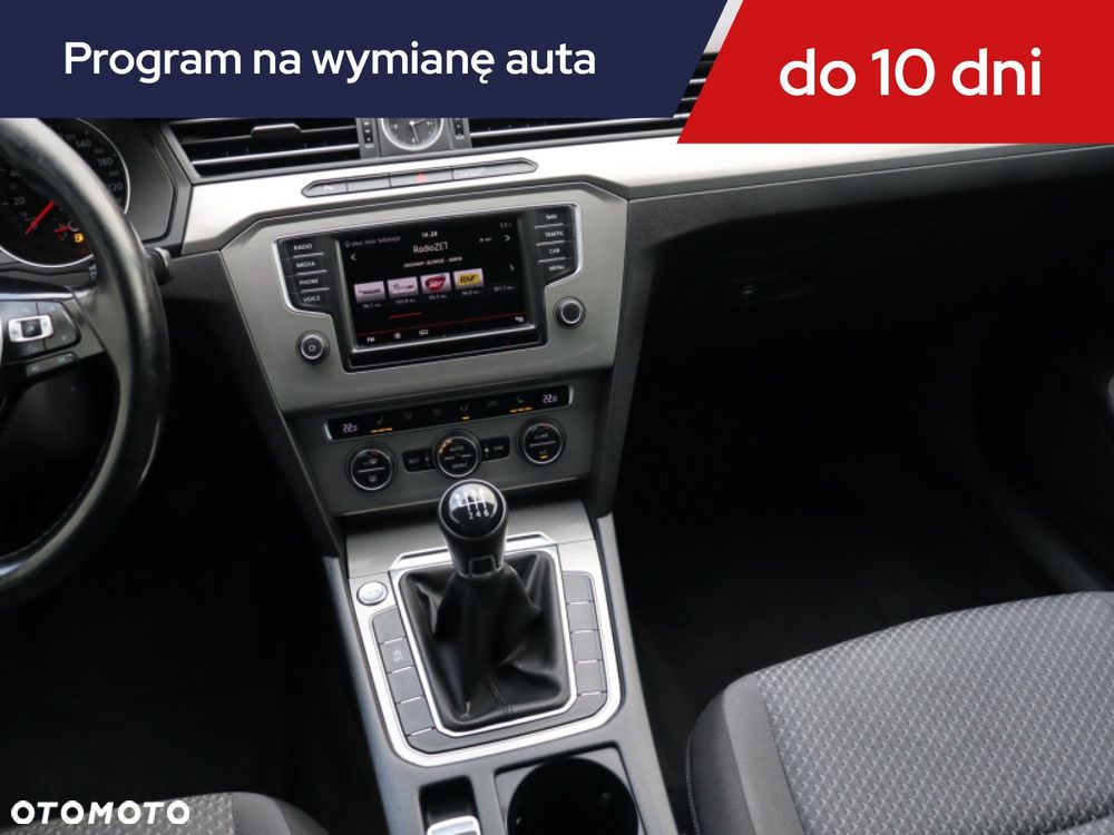 Volkswagen Passat Variant - 10