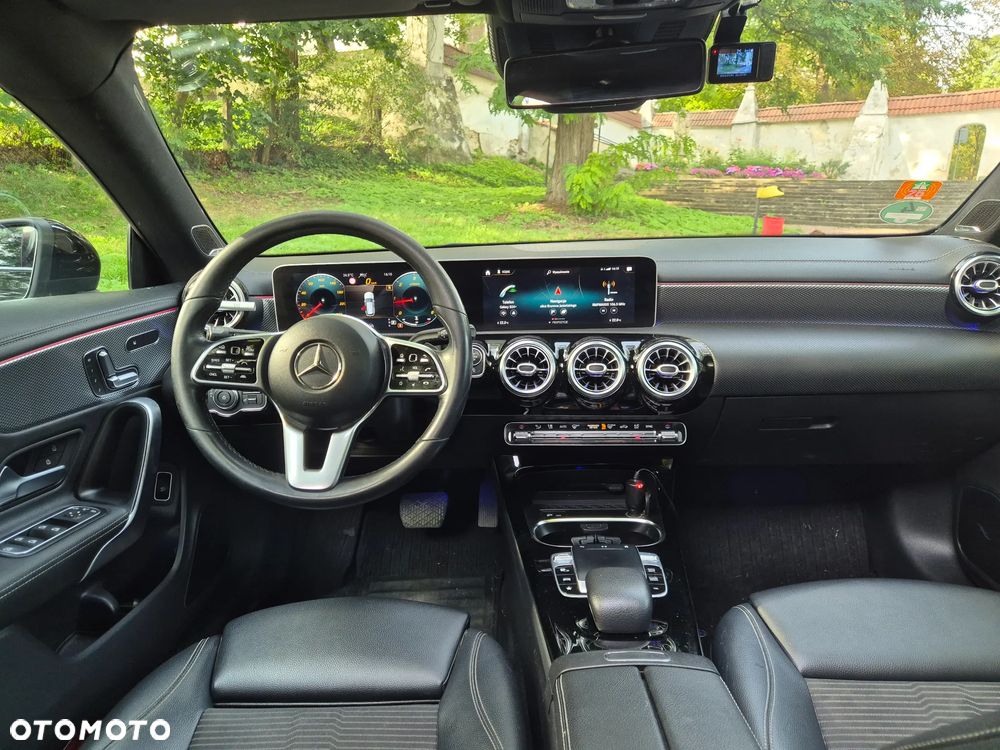 Mercedes-Benz CLA 220 d AMG Line 8G-DCT - 15