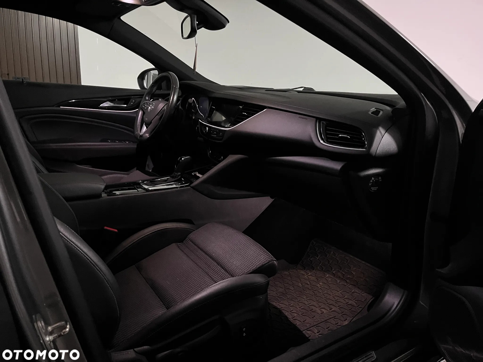 Opel Insignia Grand Sport 1.6 Diesel Automatik Business Edition - 25