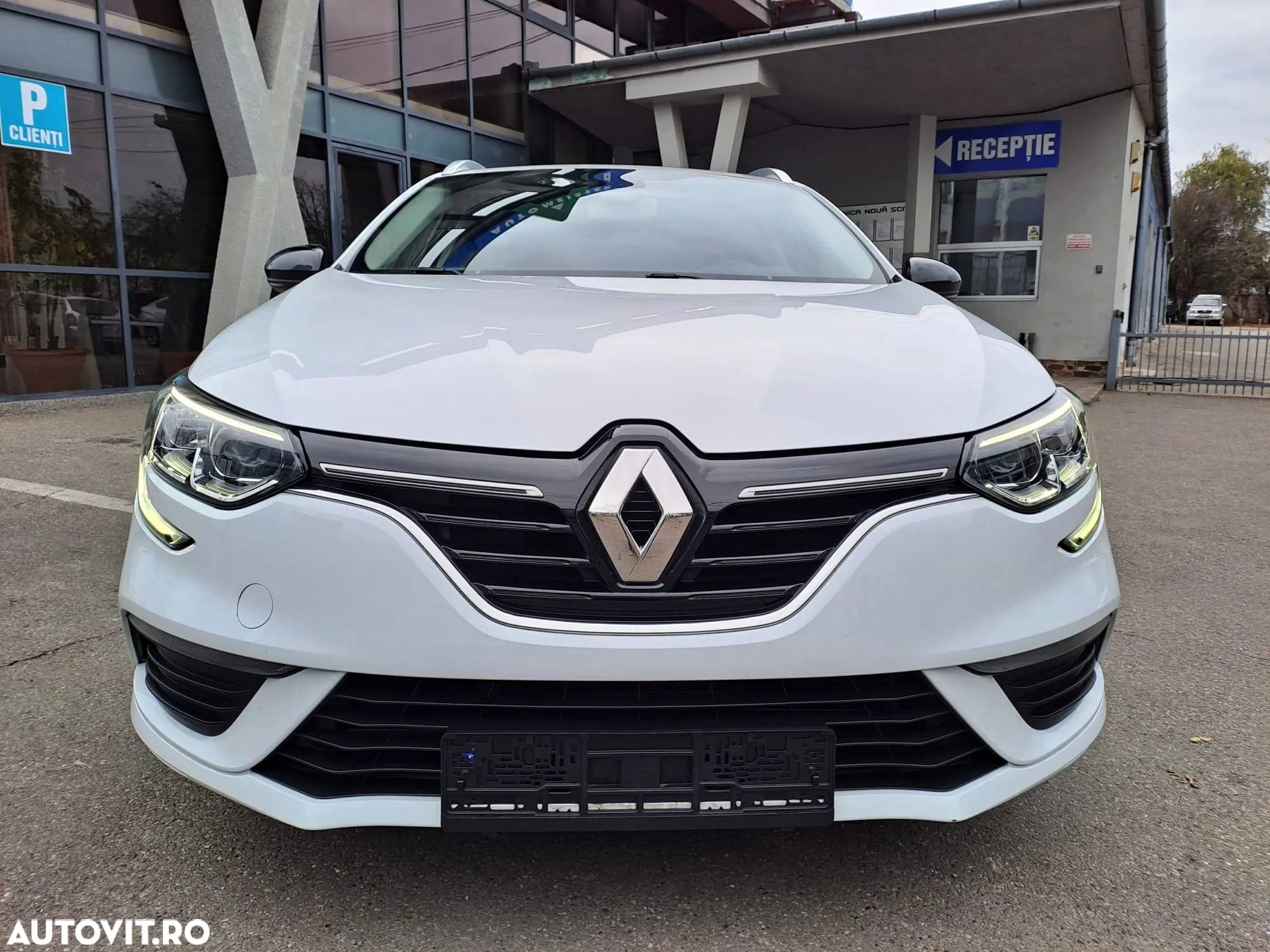 Renault Megane Grandtour ENERGY TCe 140 EDC LIMITED - 2