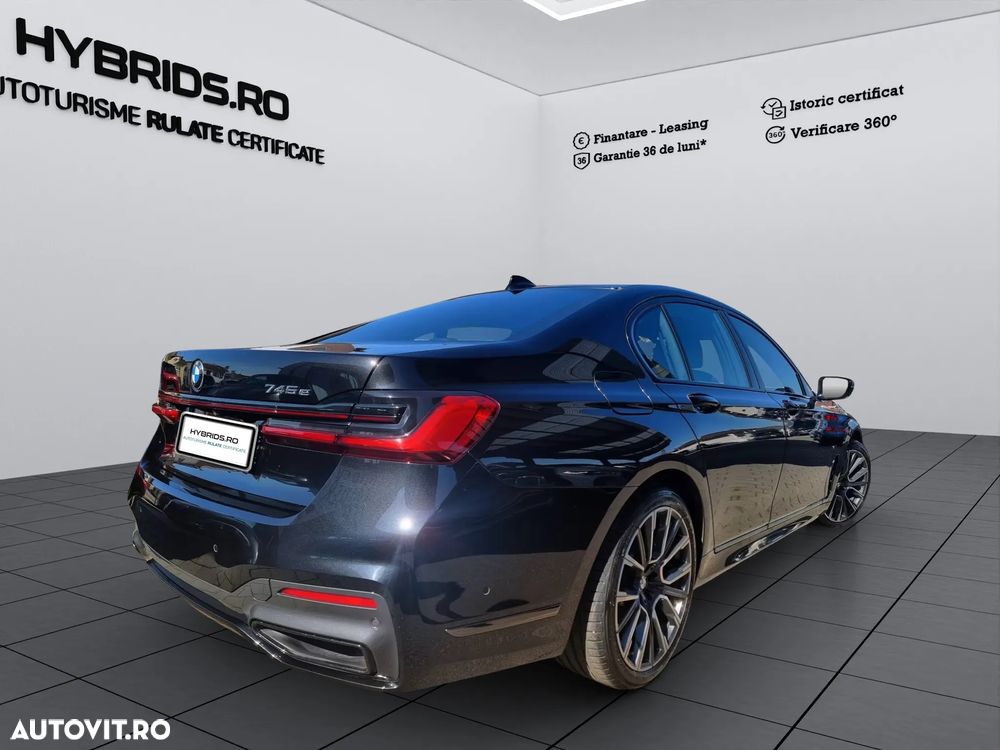 BMW Seria 7 745e - 5