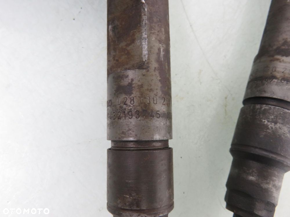 WTRYSKIWACZE VW PASSAT B5 (3B2) 1.9 TDI - AVG 028130201T - 6