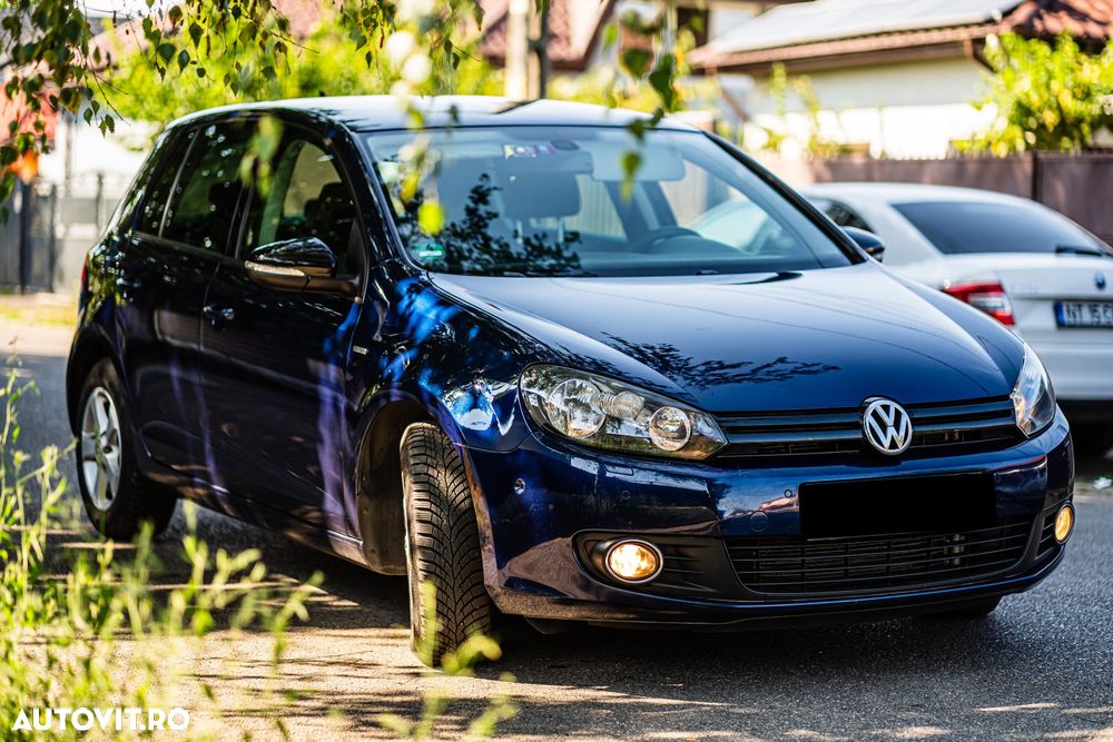 Volkswagen Golf 1.6 TDI DPF MATCH - 14