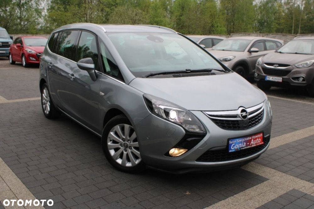 Opel Zafira - 9