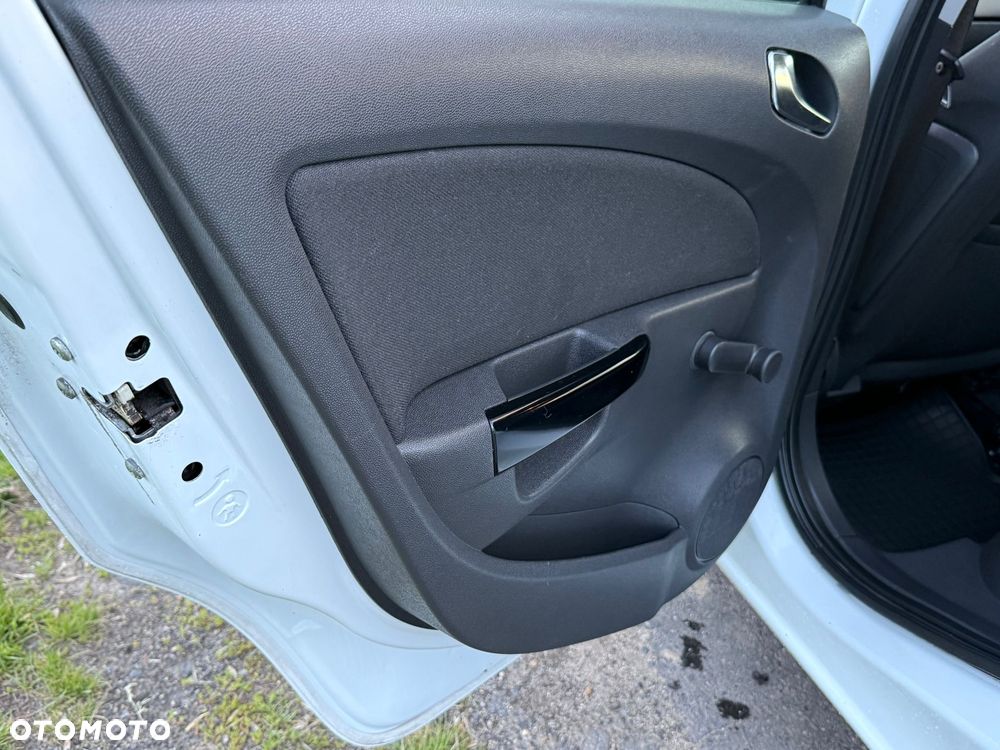 Opel Corsa - 26