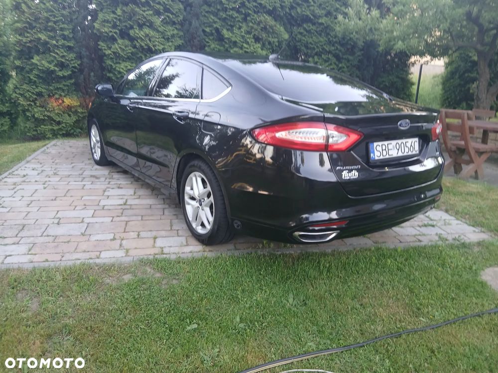 Ford Fusion - 2