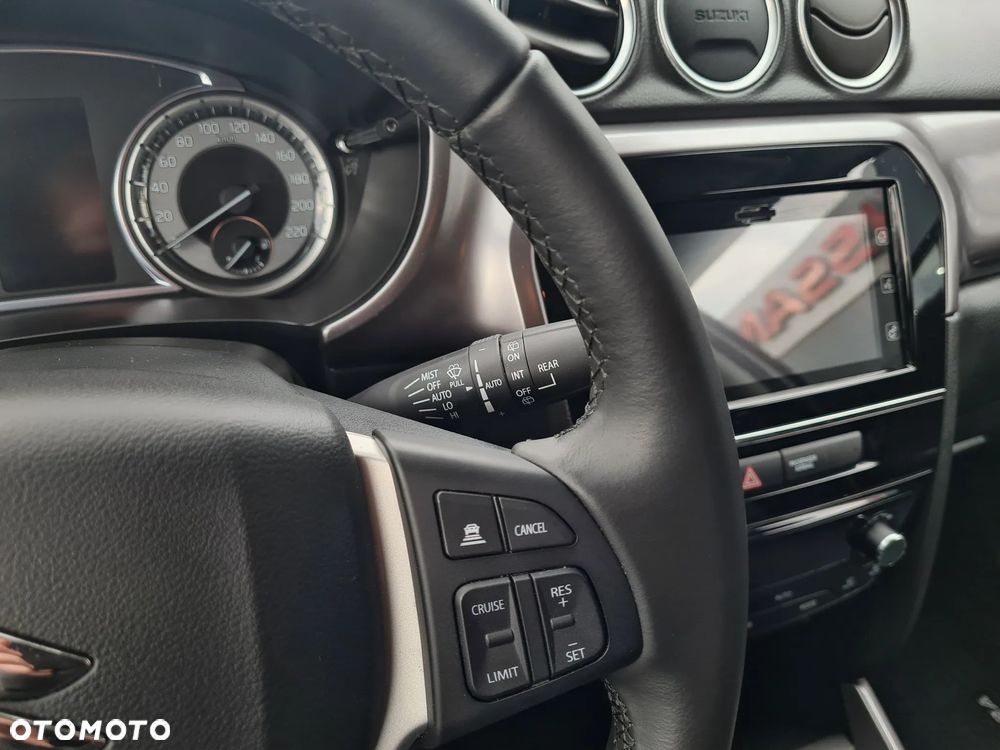 Suzuki Vitara 1.4 Boosterjet SHVS Premium 2WD - 13