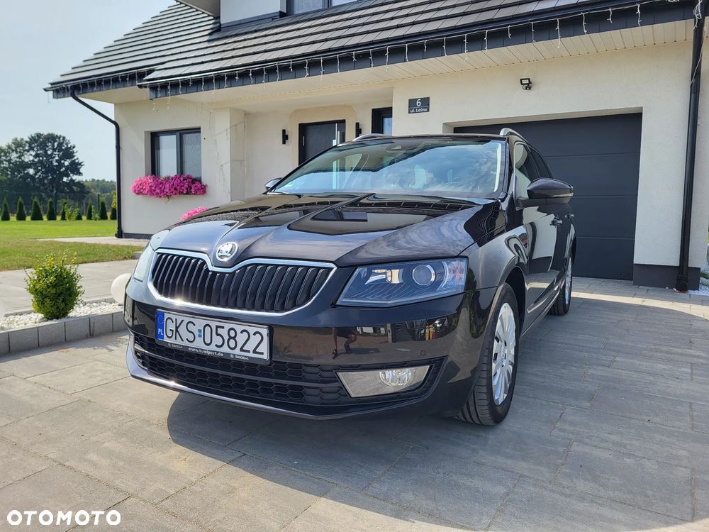 Skoda Octavia Combi 2.0 TDI (Green tec) DSG Style - 1