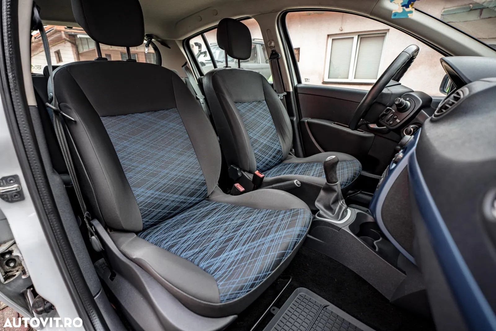Renault Clio 1.2 16V Extreme - 8