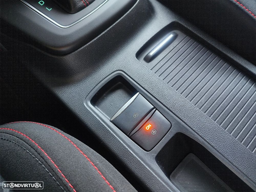 Ford Focus SW 1.0 EcoBoost MHEV ST-Line Aut. - 19