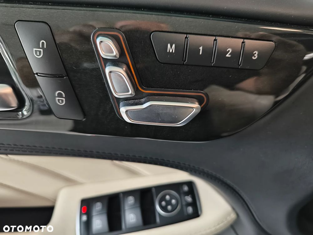 Mercedes-Benz GLE - 27