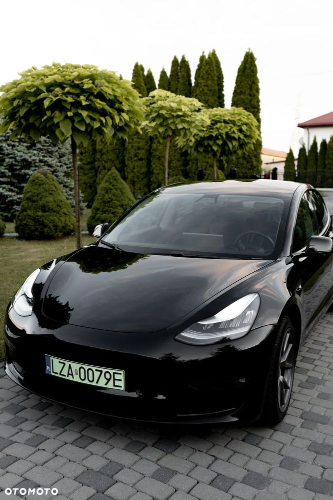 Tesla Model 3 - 17
