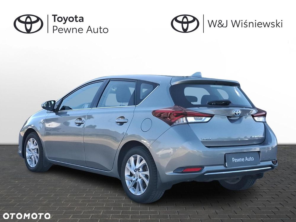 Toyota Auris - 22