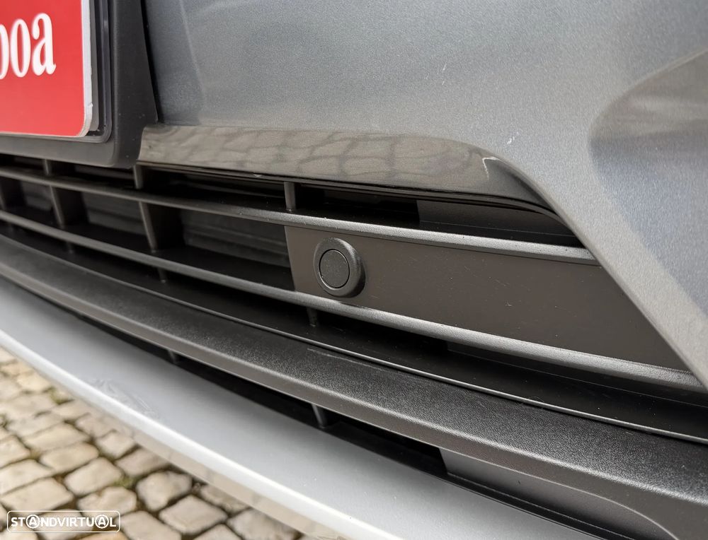 Volvo XC 40 2.0 D3 Momentum - 7