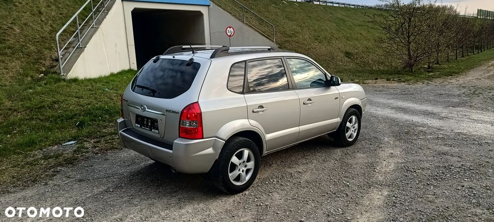 Hyundai Tucson 2.0 4WD GLS - 6