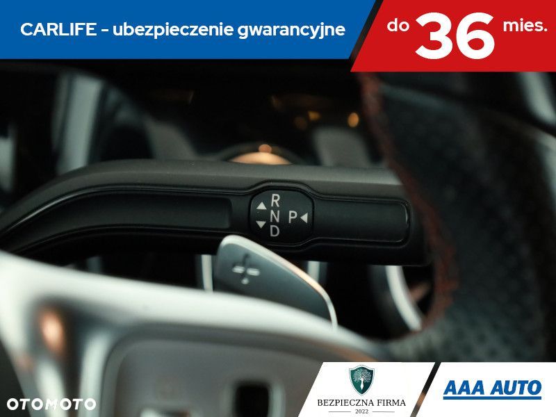 Mercedes-Benz GLA - 19