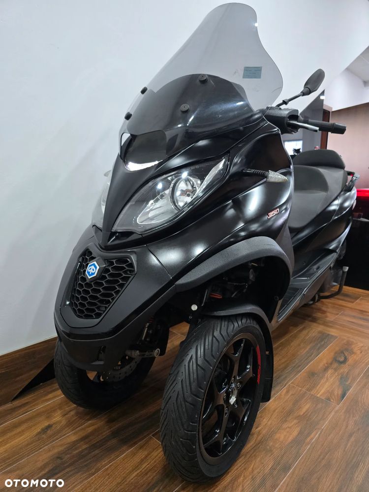 Piaggio MP-3 - 14