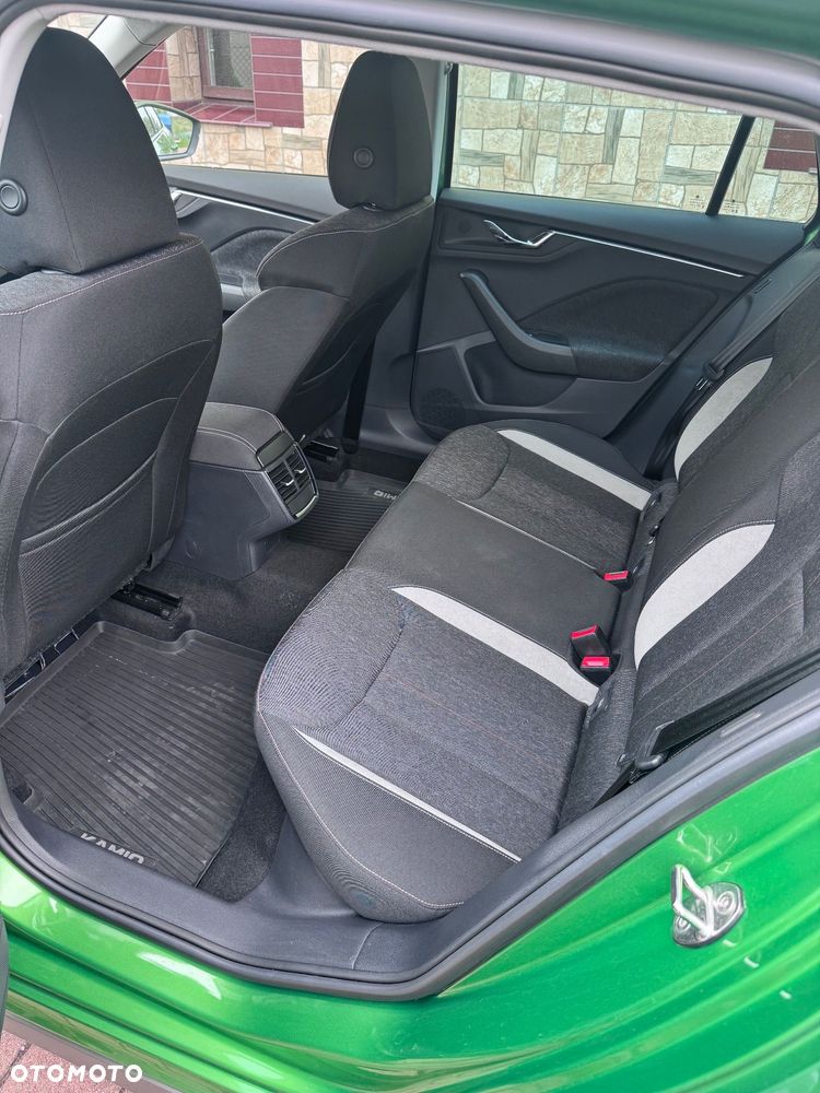 Skoda Kamiq 1.5 TSI Style - 9