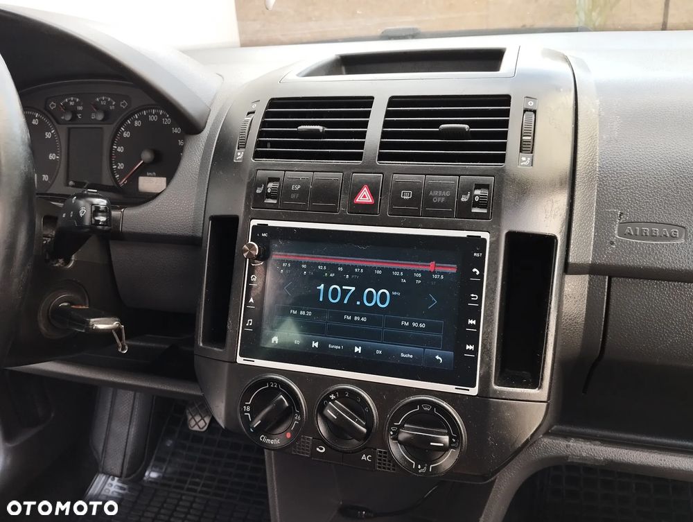 Volkswagen Polo - 15