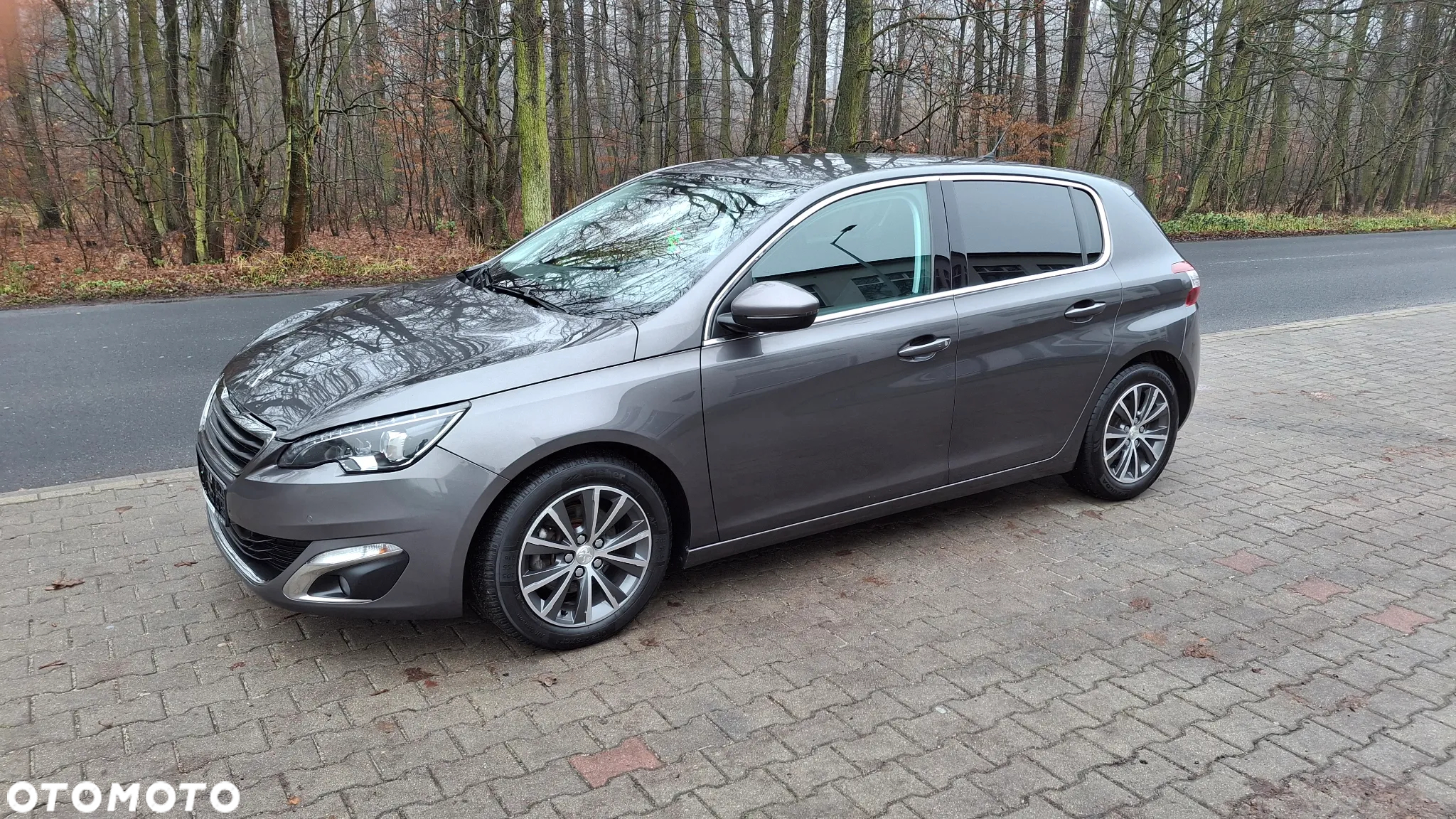 Peugeot 308 1.2 PureTech Allure S&S EAT6 - 5