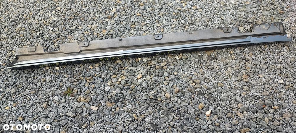 A213690202 A2136909801 Listwa progowa nakładka progu prawa Mercedes W213 AMG lak.992 - 3
