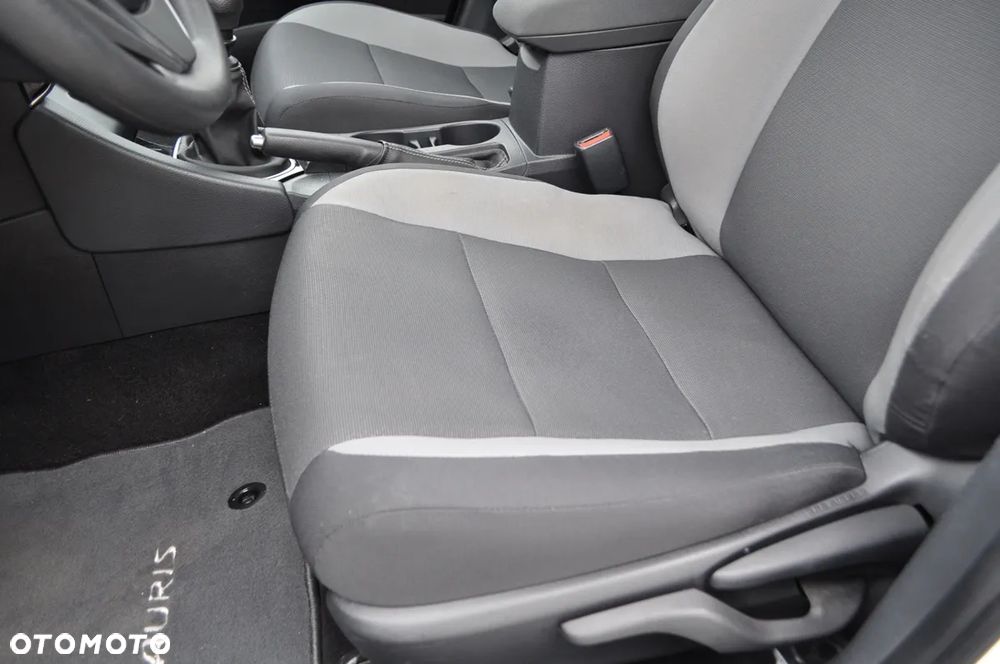 Toyota Auris 1.33 VVT-i Comfort - 20