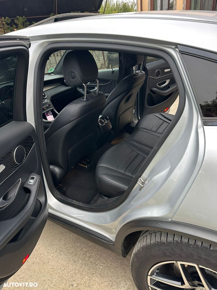 Mercedes-Benz GLC 220 d 4MATIC - 12