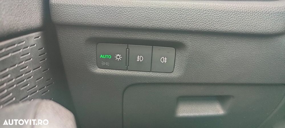 Skoda Octavia 2.0 TDI Ambition - 22