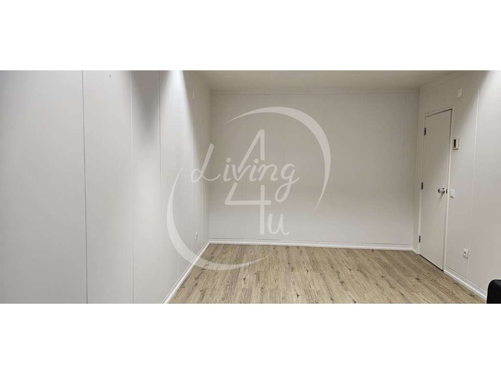 Escritório para arrendar em Alcobaça - Grande imagem: 3/7