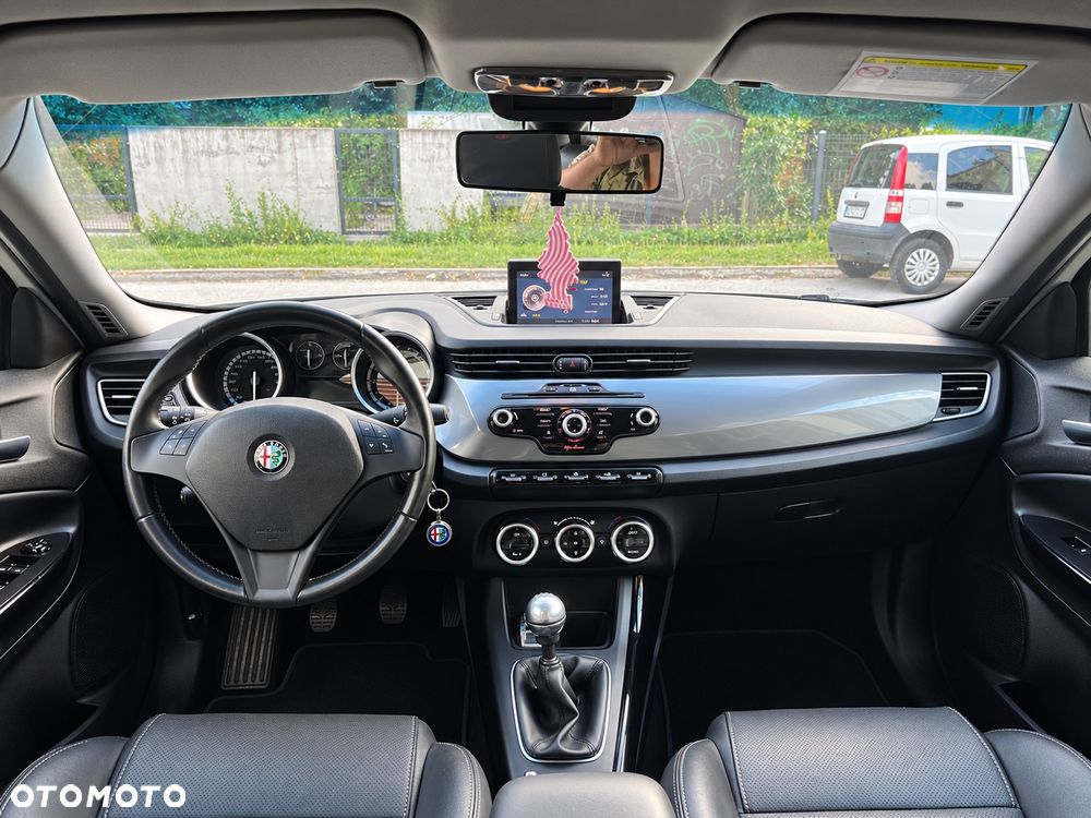 Alfa Romeo Giulietta 2.0 JTDM Distinctive - 14