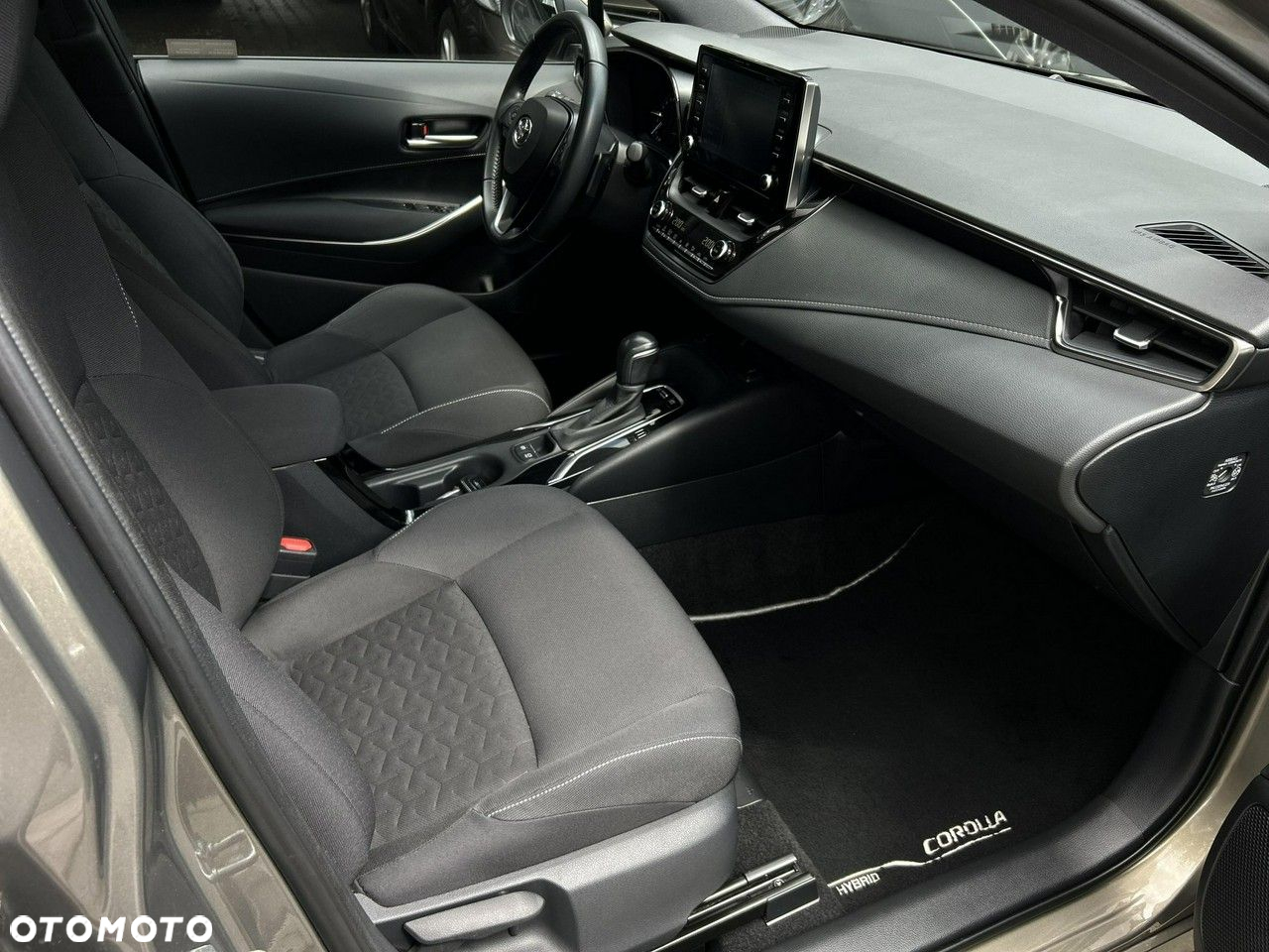 Toyota Corolla - 14