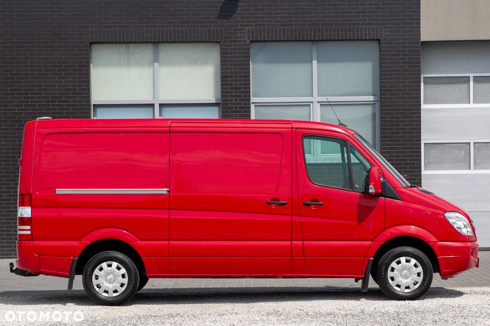 Mercedes-Benz Sprinter 319 - 3